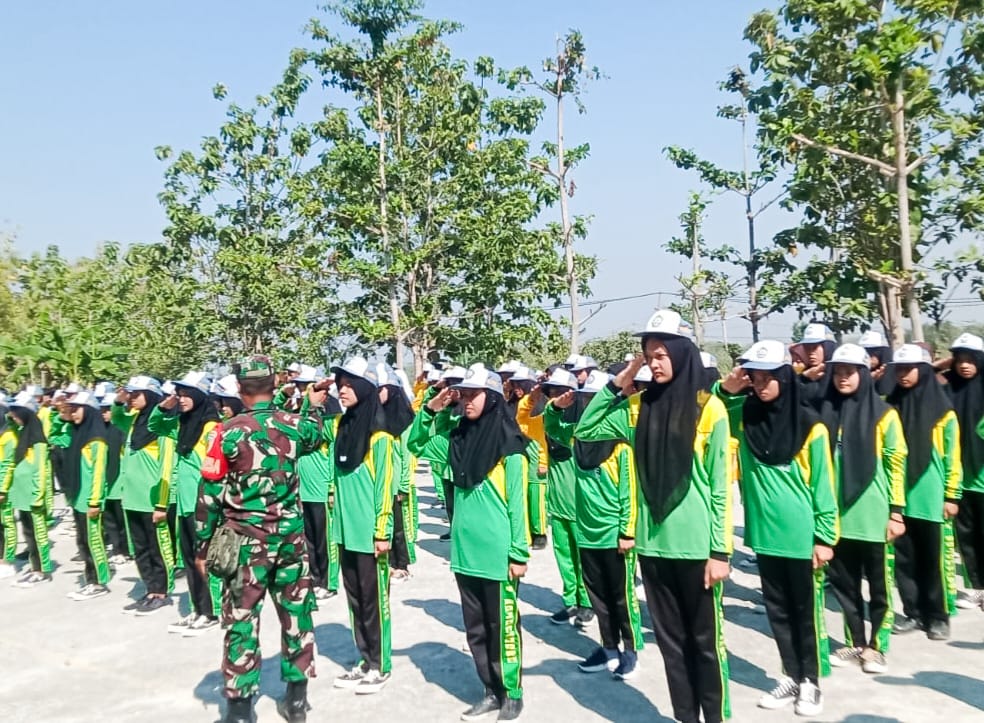 Babinsa Kodim Bojonegoro terus gencarkan Penguatan Bela Negara dikalangan Pelajar