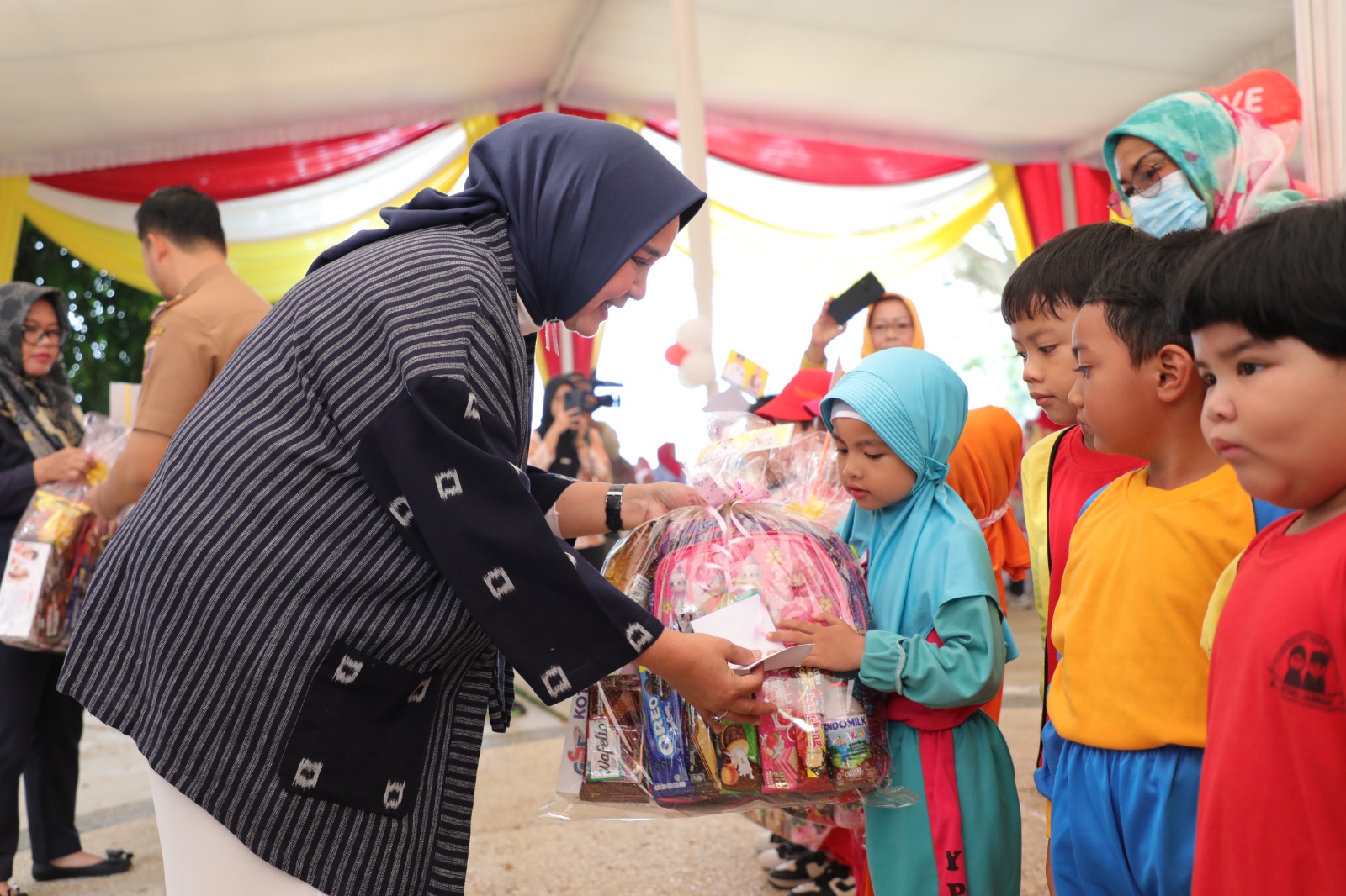 Bunda PAUD Riana Sari Arinal Gandeng Pemprov Lampung Gelar Acara Bermain Bersama Anak dalam Rangka Implementasi Transisi PAUD ke Sekolah Dasar