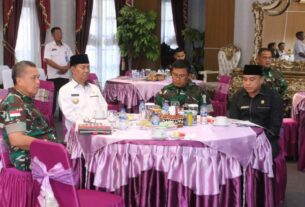 Bupati Apresiasi Satgas TMMD 0412 dan Masyarakat Desa Bojong Barat Lampura