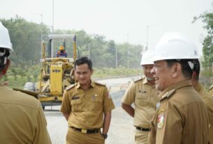 Bupati Tubaba Tinjau Proyek Pembangunan Infrastruktur, Firsada Tekan kan Mutu dan Kualitas