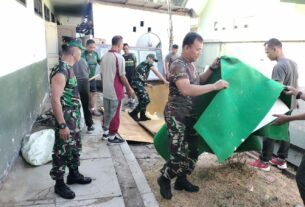 Ciptakan Lingkungan Bersih Dan Sehat, Anggota Kodim 0735/Surakarta Laksanakan Pembersihan Pangkalan