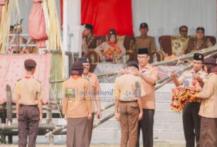 Dalam rangka memperingati Hut Pramuka ke- 62, Kwartir Cabang Gelar Upacara Perkemahan