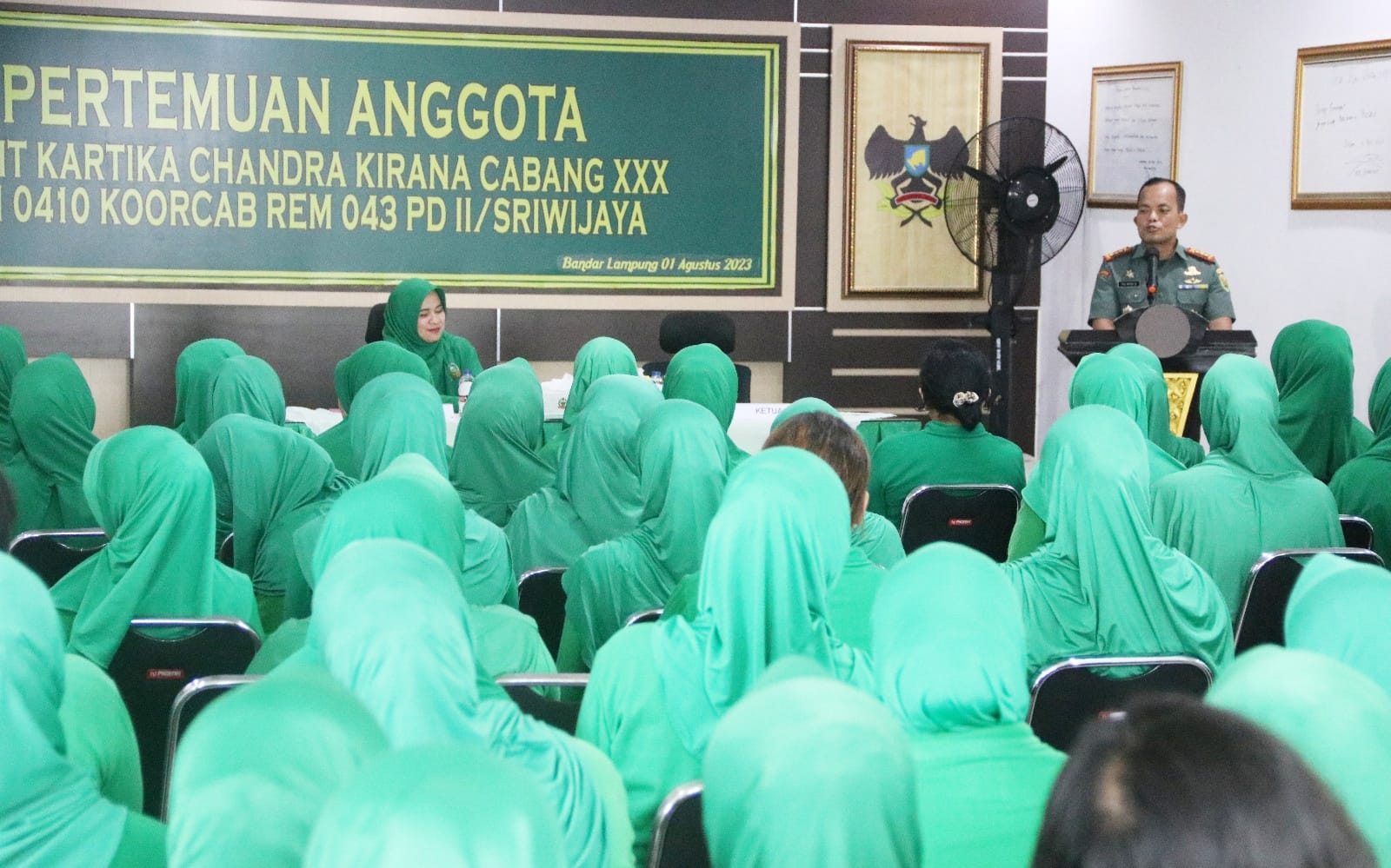 Dandim 0410/KBL Beri Arahan Kepada Anggota Persit KCK Cab XXX Dim 0410/KBL