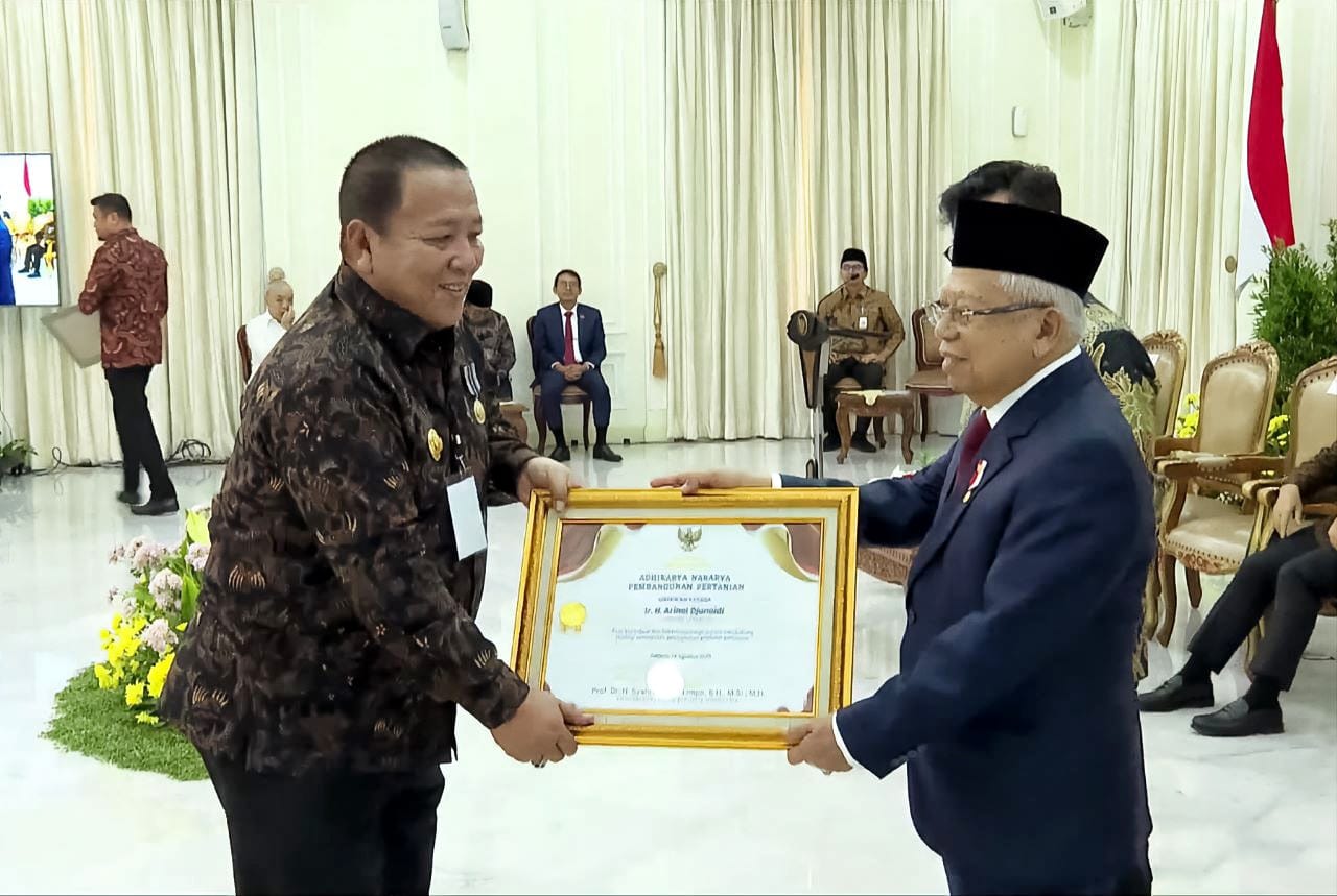 Gubernur Arinal Djunaidi Raih Penghargaan Adhikarya Nararya Pembangunan Pertanian