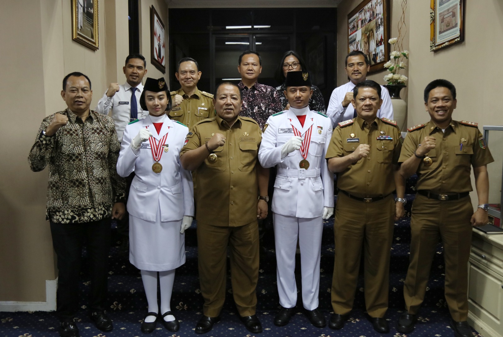 Gubernur Arinal Ucapkan Selamat kepada Anggita Nazara dan Frans Siallagan, Paskibraka Lampung yang Berhasil Jalankan Tugas di Istana Negara dalam Upacara HUT RI 2023