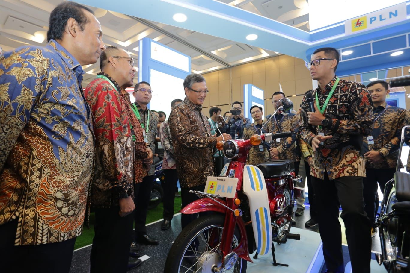 Motor Jadi Hemat dan Panjang Umur, PLN Dukung Konversi Motor Listrik di Indonesia