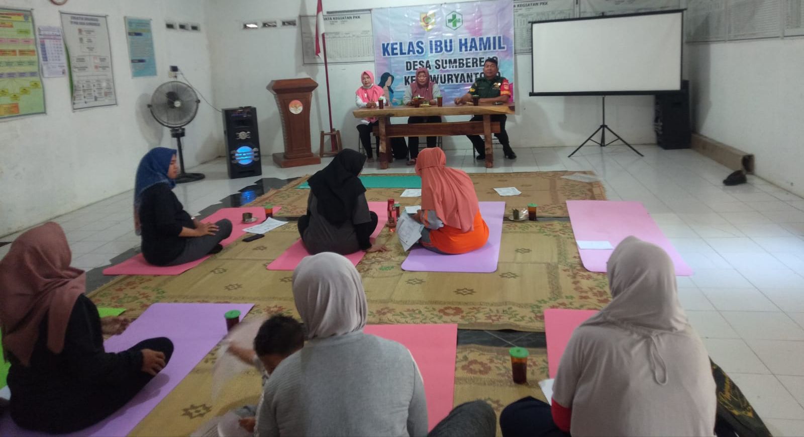 Peduli Kesehatan Ibu Dan Anak, Babinsa Sumberejo Dampingi Kegiatan Kelas Ibu Hamil