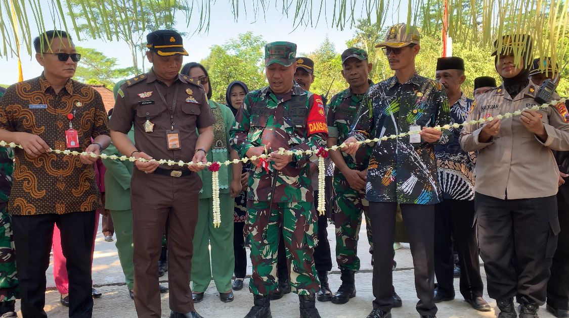 Pesan Letkol Inf Deny Saat Tinjau Lokasi Setelah Upacara Penutupan TMMD