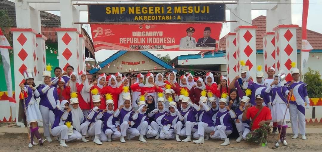 SMPN 02 Mesuji Peroleh Piala Piagam Penghargaan Dari Pemkab Mesuji Dalam Rangka HUT RI Ke-78