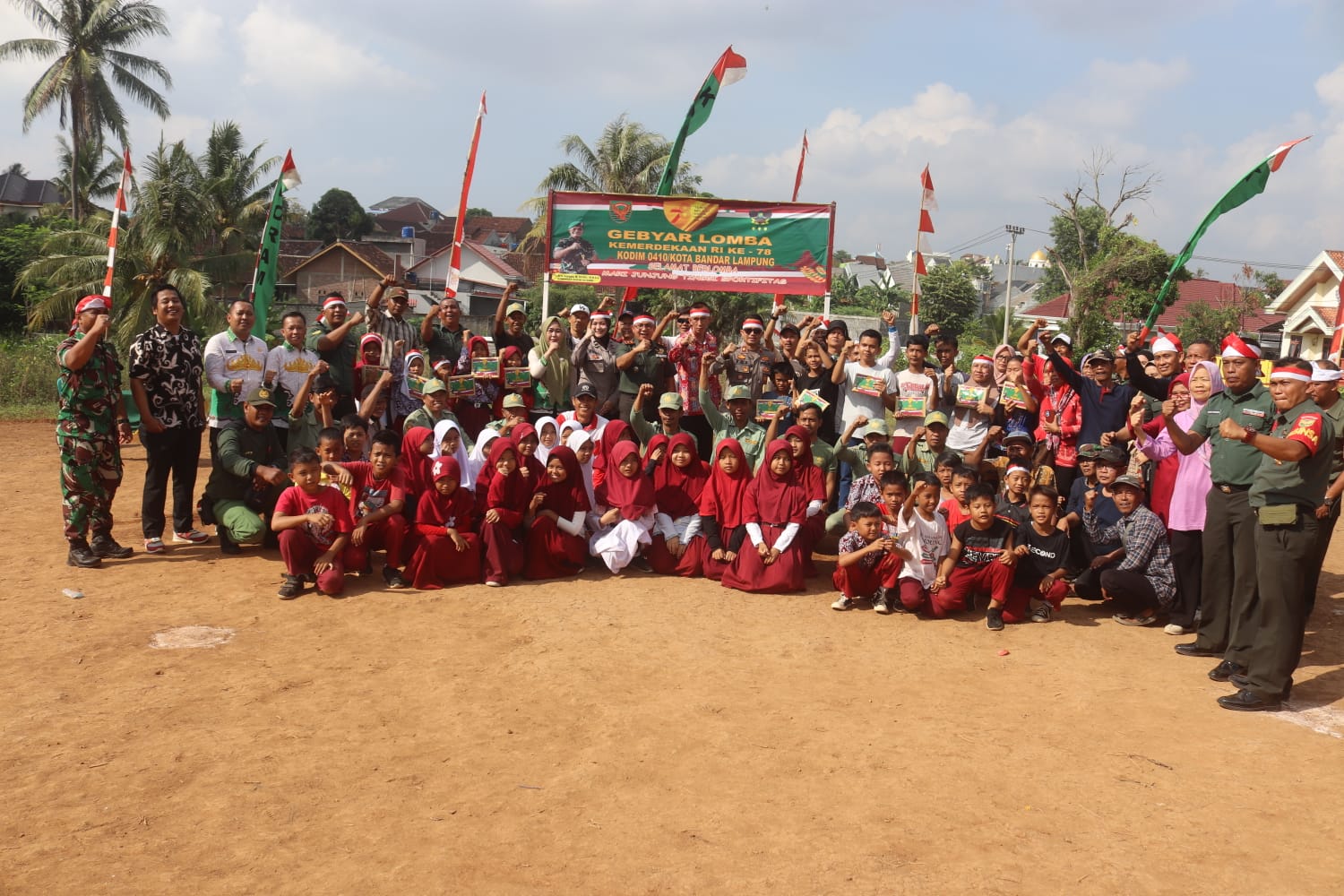 Sambut HUT RI Ke-78, Kodim 0410/KBL Menggelar Gebyar Lomba di Kelurahan Labuhan Ratu