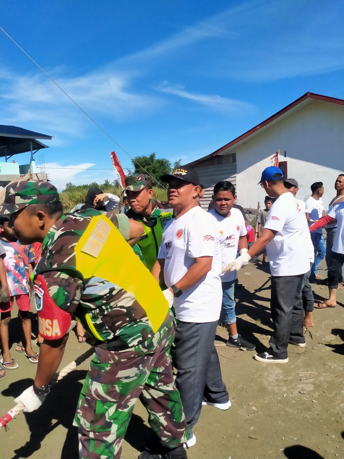 Semarakkan Dirgahayu RI Ke - 78, Babinsa Jajaran Kodim 0105/Abar lkut Berpartisipasi Dalam Lomba Tradisional Bersama Warga Binaan