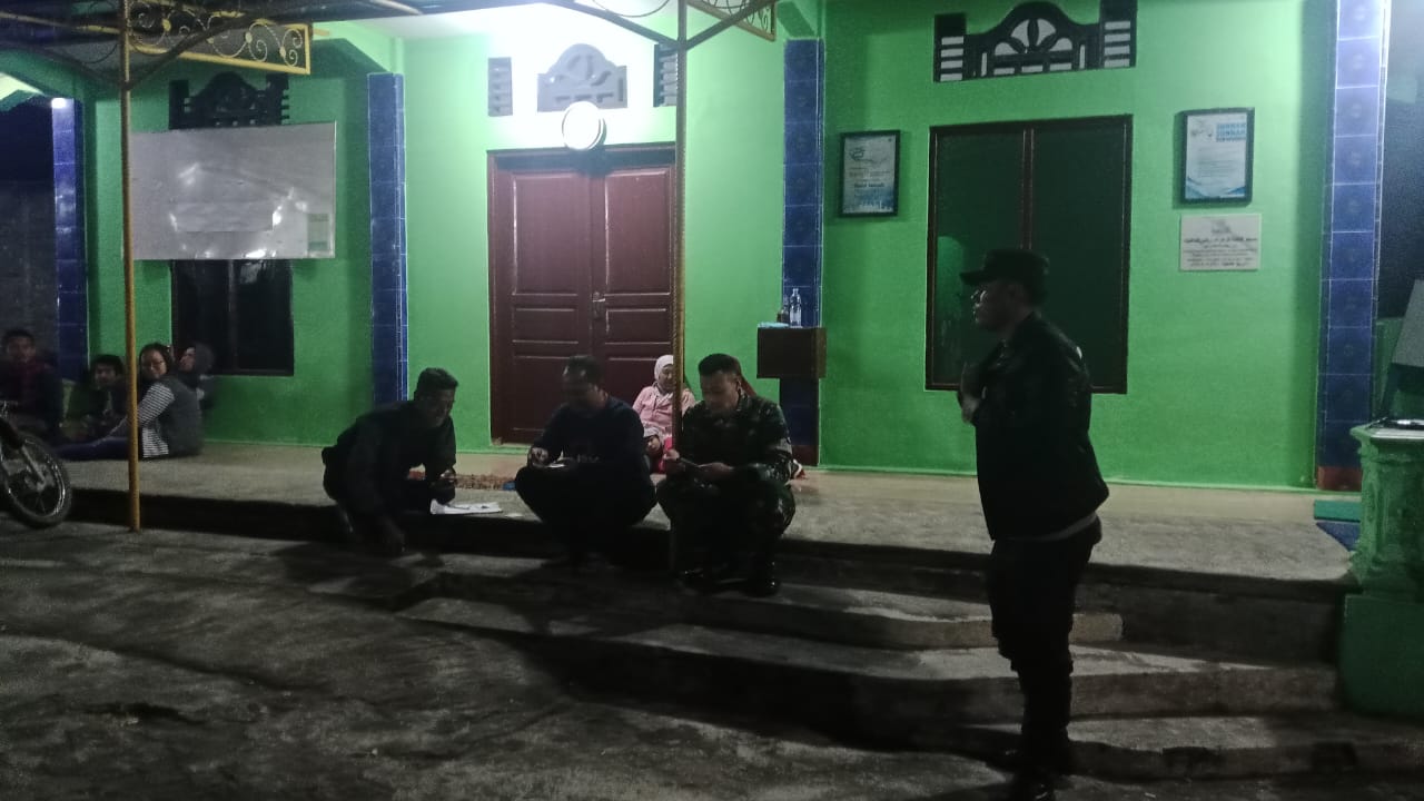 Sinergi Koramil 11/Manyaran Dan Polsek Tingkatkan Patroli Dalam Jaga Kondusifitas Wilayah