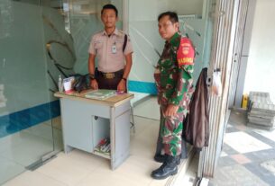 Keren..!! Ternyata Begini Pesan Babinsa Sudiroprajan Saat Menyambangi Satpam Bank Mayapada 