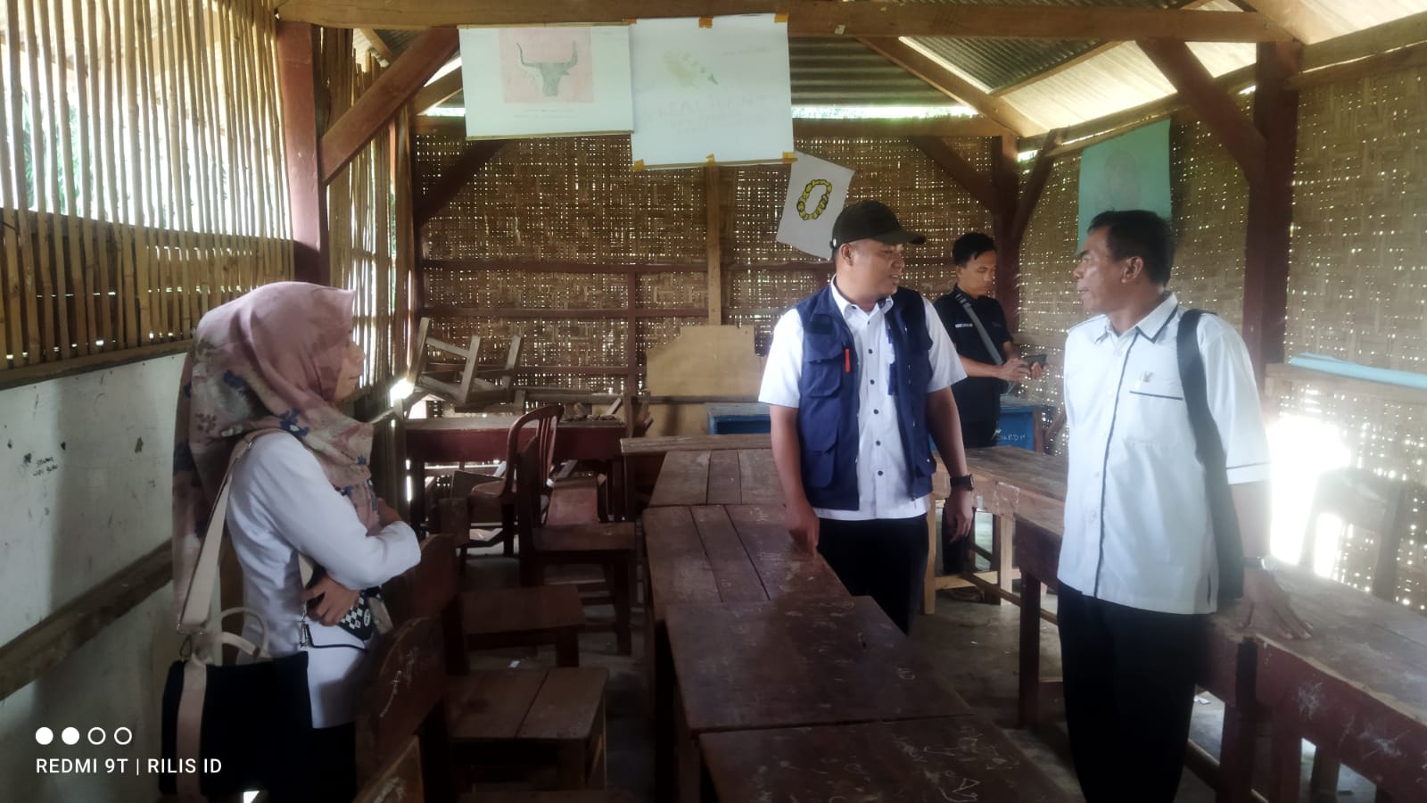 Waw, di Lampung Utara masih ada sekolah berdindingkan geribik terbuat dari anyaman bambu