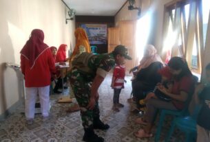 Wujudkan Balita Sehat, Babinsa Kelurahan Purwosari Monitoring Kegiatan Posyandu Balita
