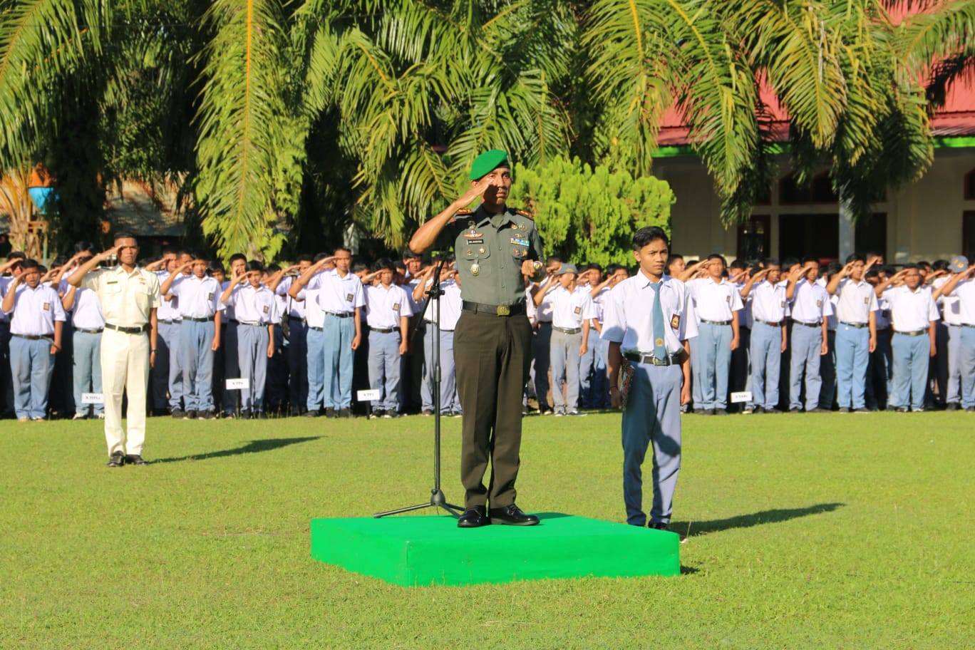 Sebagai Genersi Emas, Dandim 0105/Abar Ingatkan 4 Hal Kepada Pelajar SMKN 2 Meulaboh Saat Upacara Bendera