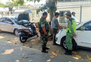 Babinsa Sondakan Himbau Pemilik Bengkel Mobil Selalu Utamakan Kepuasan Konsumen