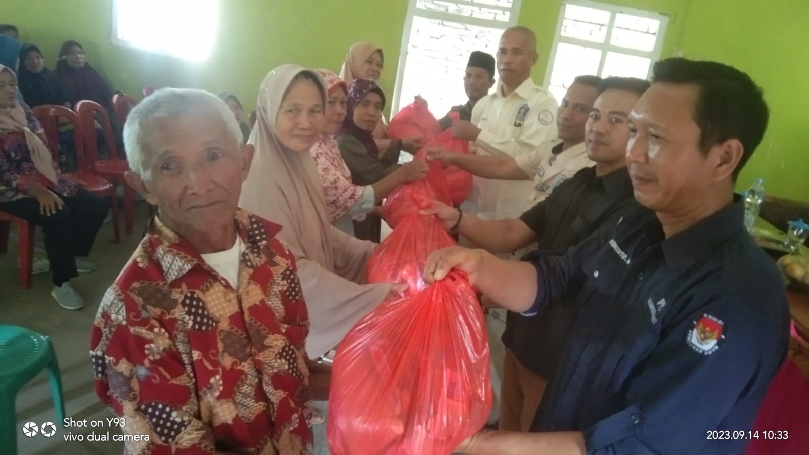 DPC KWRI Way Kanan Gelar Bakti Sosial di Kecamatan Banjit