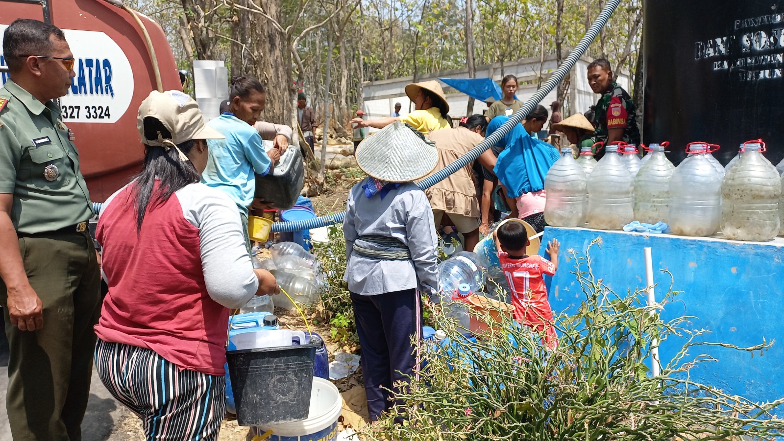 Kodim Boyolali Distribusikan Air Bersih Ke Pelosok Desa Juwangi