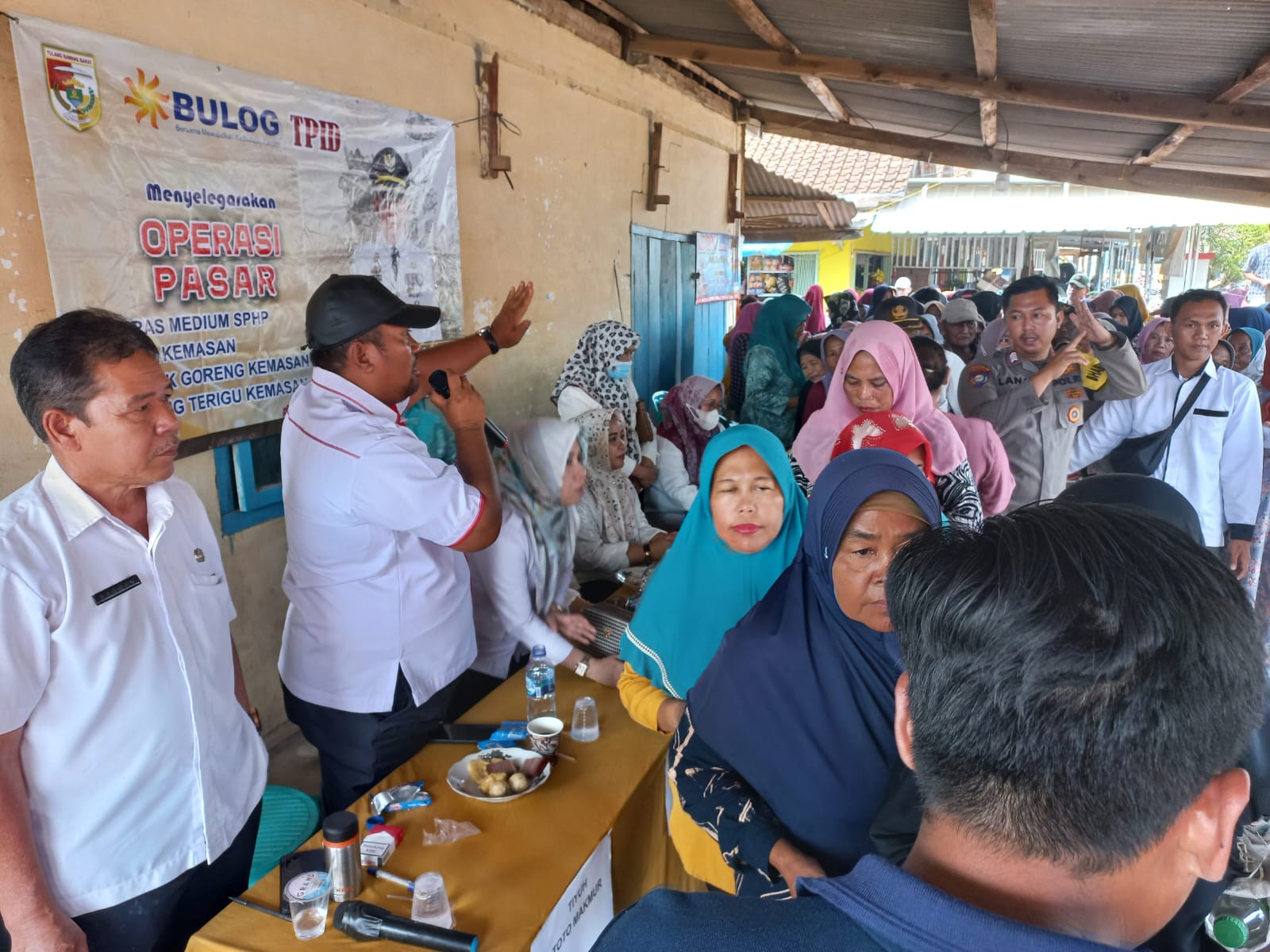 Pemkab Tubaba Kendalikan Inflasi Melalui Operasi Pasar