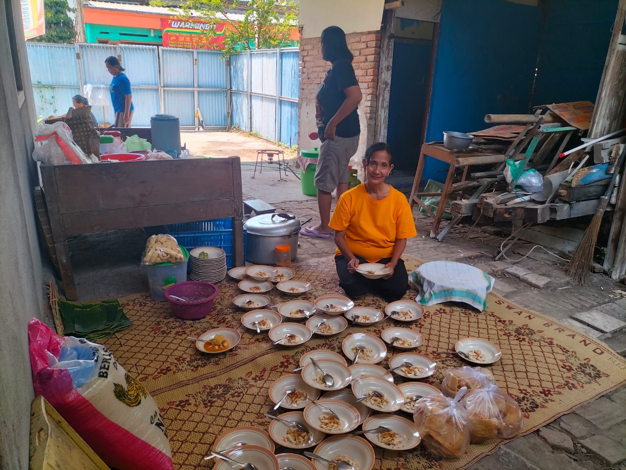 Peran Aktif Ibu - Ibu Dalam Mensukseskan KBD Kodim Solo.