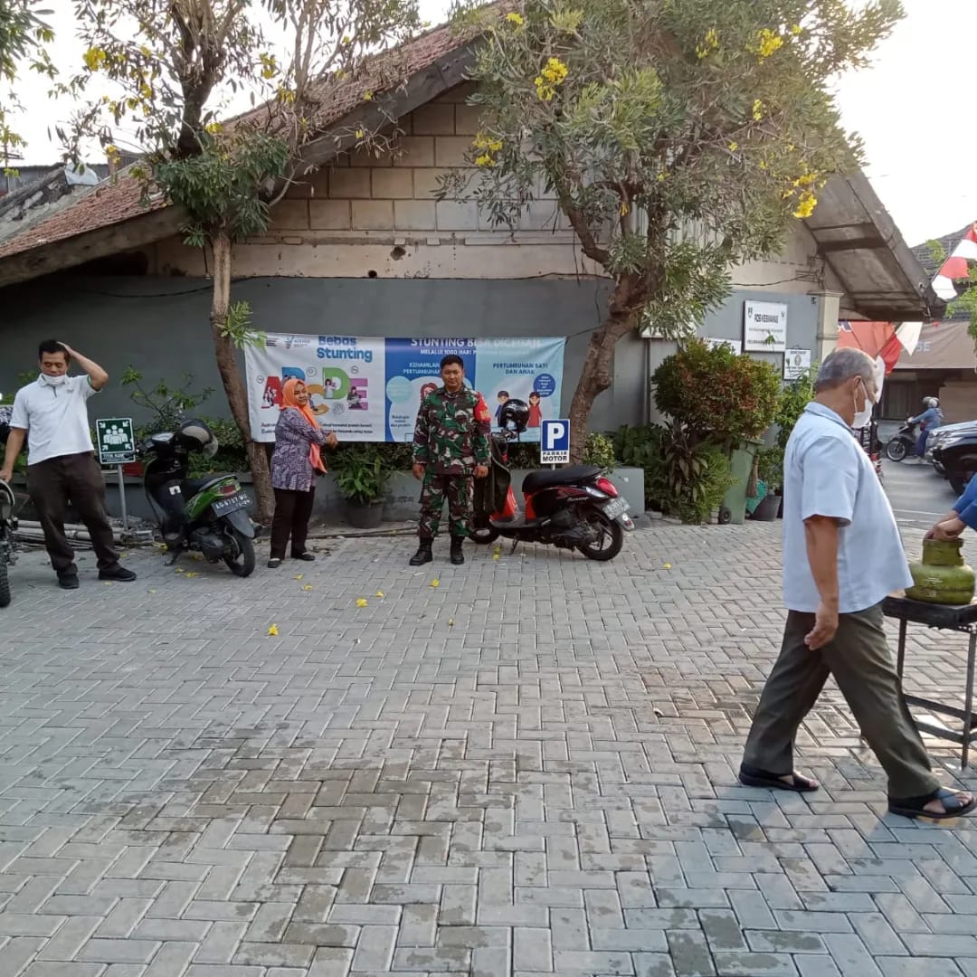 Peran Serta Babinsa Danukusuman Dalam Simulasi Damkar