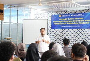 Prodi Sistem Informasi IIB Darmajaya Siapkan Mahasiswa Bangun Desa di Lampung