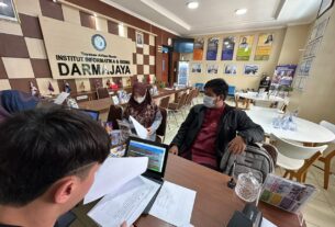 RPL IIB Darmajaya Jadi Primadona Masyarakat