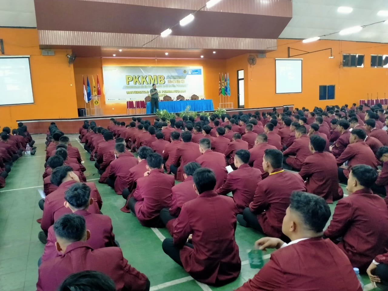 Kasdim 0735/Surakarta Berikan Materi Bela Negara Pada Mahasiswa Baru UTP Surakarta, Ini Tujuannya