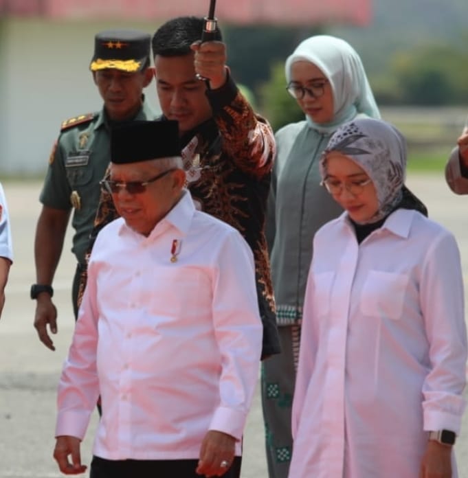 Pangdam IM Sambut Kedatangan Wakil Presiden RI di Bandara Sultan Iskandar Muda Aceh Besar