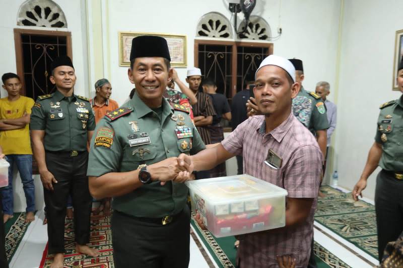 Pangdam IM Mayjen TNI Novi Helmy Prasetya, S.I.P, M.I.P Kunjungi Daerah Pelosok Gampong Siron Blang dan Gampong Panca Kubu