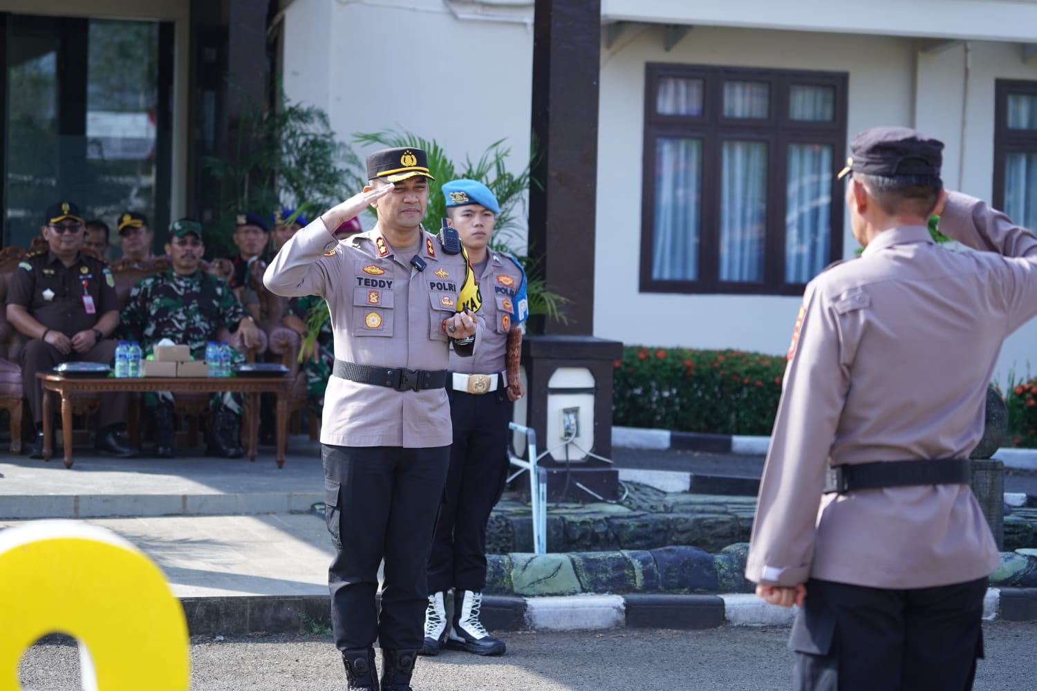 Amankan Pemilu 2024, Polres Lampung Utara Melaksanakan Apel Gelar Pasukan Ops Mantap Brata Krakatau