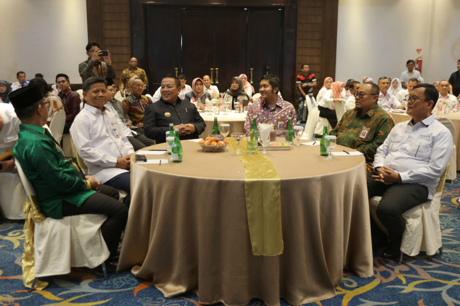 Buka Rapat Pleno Komite Daerah Ekonomi dan Keuangan Syariah, Gubernur Arinal Berharap Hasilkan Program Kolaboratif dengan Sektor Pertanian dalam Arti Luas