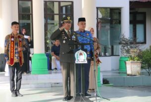 Forkopimda Aceh Barat Hadiri Upacara Peringatan Hari Sumpah Pemuda Yang Ke - 95 Tahun Di Lapangan Kantor Bupati