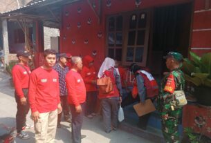 Gandeng PMI, Babinsa Kelurahan Nusukan Susur Kampung Cek Kesehatan Warga