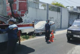 Peran Serta Babinsa Serengan Dalam Bantu Atur Arus Lalu Lintas