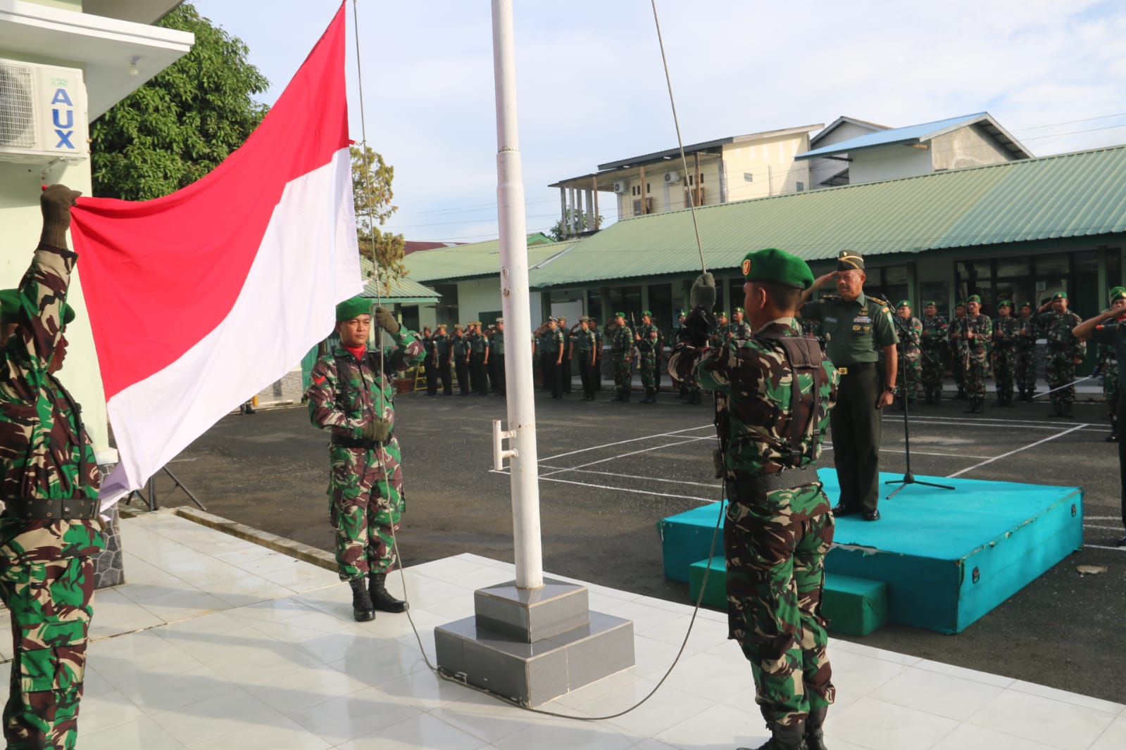 Pimpin Upacara Bendera Mingguan, Kasdim 0105/Abar Ingatkan Prajurit Untuk Peduli Dan Perhatian Terhadap Keluarga