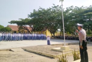 Polisi Berikan Penyuluhan Kepada Ratusan Pelajar SMK MMT Penawar Aji, Ini Tujuan Utamanya