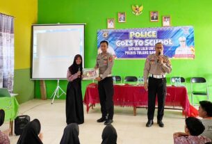 Ratusan Pelajar SMP Negeri 1 Rawa Jitu Timur Antusias Ikuti Kegiatan Police Goes To School
