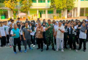Wujudkan Generasi Yang Berprestasi Bakti Bati TNI Motivasi Di SMAN 7 Surakarta