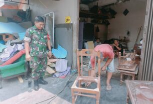 Wujudkan Kemanunggalan TNI Rakyat Babinsa Danukusuman Komsos dengan Warga Binaan