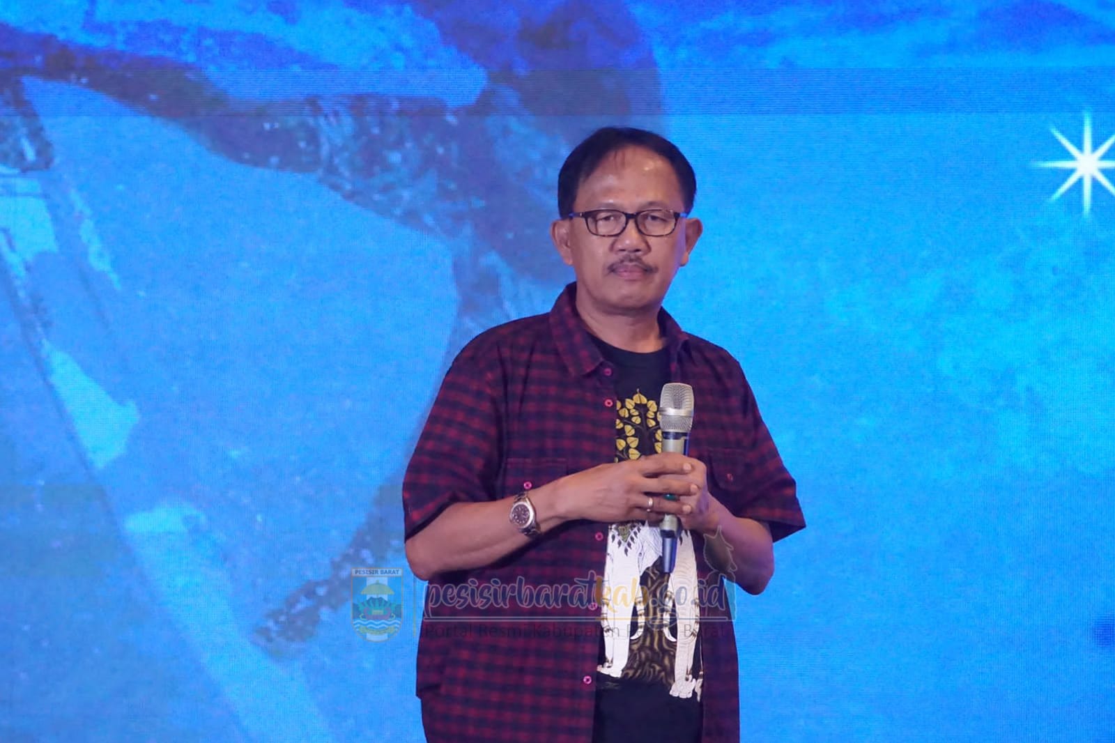 Bupati pesibar menghadiri acara gala dinner world surf league