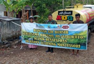 Koramil 08/Giriwoyo Bekerja Sama Dengan Beberapa Donatur Kembali Salurkan Bantuan Air Bersih Kepada Warga