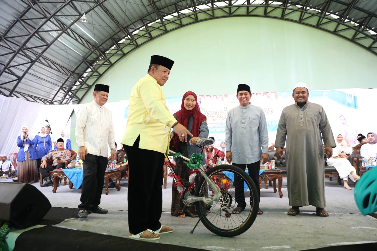 Gubernur Arinal Hadiri Pengajian Akbar Pemprov Lampung di Kagungan Ratu Tulang Bawang Barat, Ajak Masyarakat Tawadhu dan Memohon Keberkahan Allah SWT