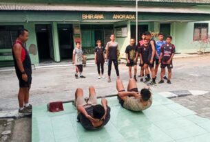 Gugah Minat Jadi Prajurit TNI, Babinsa Koramil Malo Bojonegoro berikan Pelatihan Binjas Generasi Muda