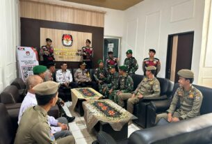 Jelang Pemilu 2024, TNI Polri dan Satpol PP Gelar Patroli Bersama di Way Kanan
