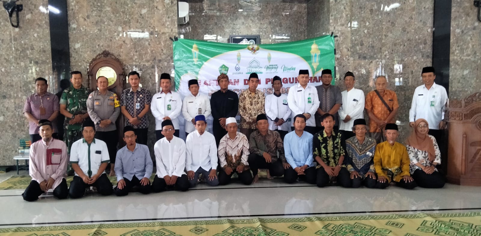 Peran Aktif Bati Wanmil Koramil 04/Jebres Dalam Pengukuhan Pengurus Badan Kesejahteraan Masjid (BKM)