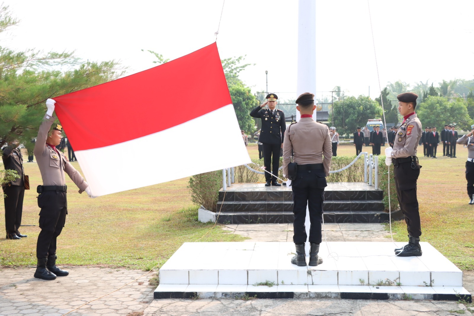 Polres Tulang Bawang Gelar Upacara Peringati Hari Pahlawan Ke-78 Tahun 2023, Kompol Kasyfi Sampaikan Pesan Ini