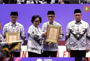 Raden Adipati Surya satu satunya Penerima Anugerah Dwija Praja Nugraha di Propinsi Lampung Sejak PGRI Berdiri 78 Tahun lalu