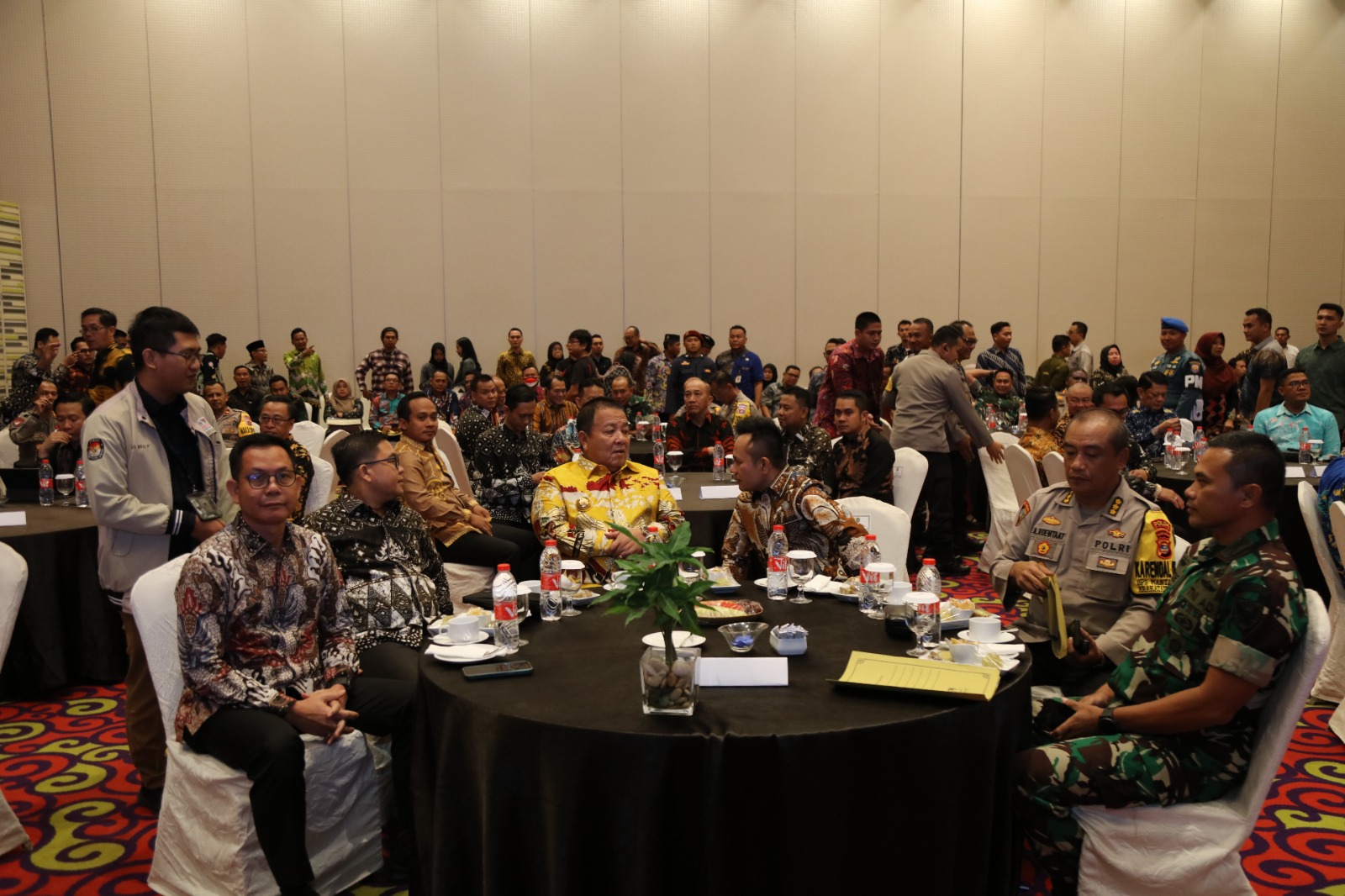 Rakor Gabungan Pemilu 2024, Gubernur Arinal Bersama Ketua KPU dan Ketua Bawaslu Provinsi Lampung Tanda Tangani Naskah Perjanjian Hibah Daerah Pilkada 2024